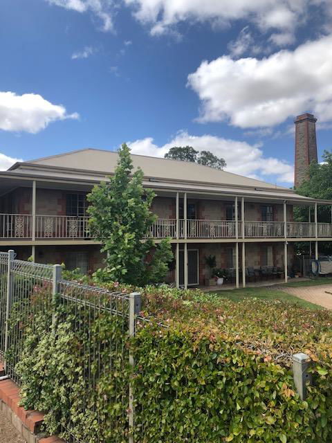 Clare Central - Accommodation Kalgoorlie 0