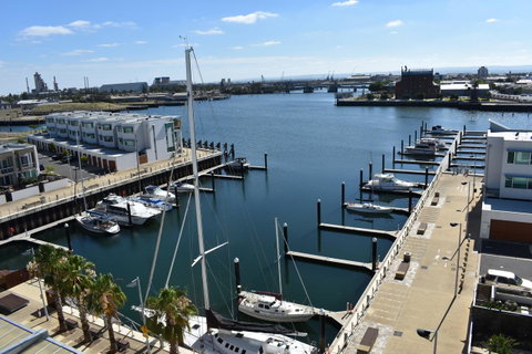 Breakwater Apartment - Accommodation Kalgoorlie 2