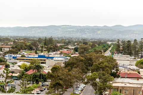 Beachside Luxury & Comfort, Ocean Views In Glenelg - Accommodation Kalgoorlie 30