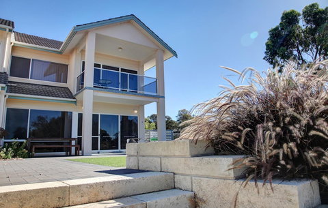 Bay Bliss - Accommodation Kalgoorlie 0