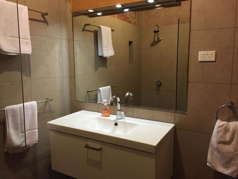 The Lookout Cave Underground Motel - Accommodation Kalgoorlie 30