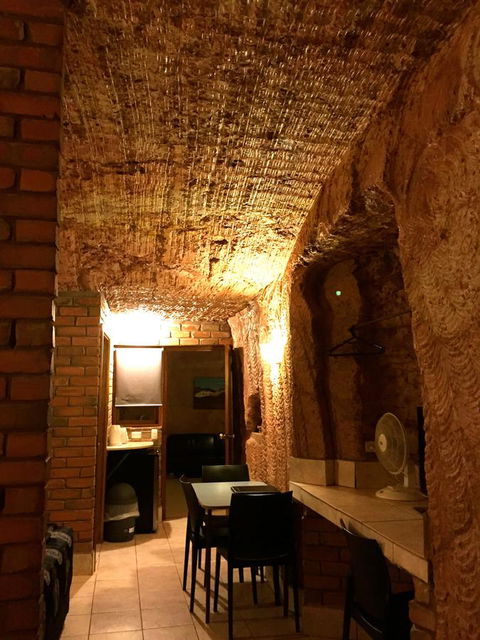 The Lookout Cave Underground Motel - Accommodation Kalgoorlie 19