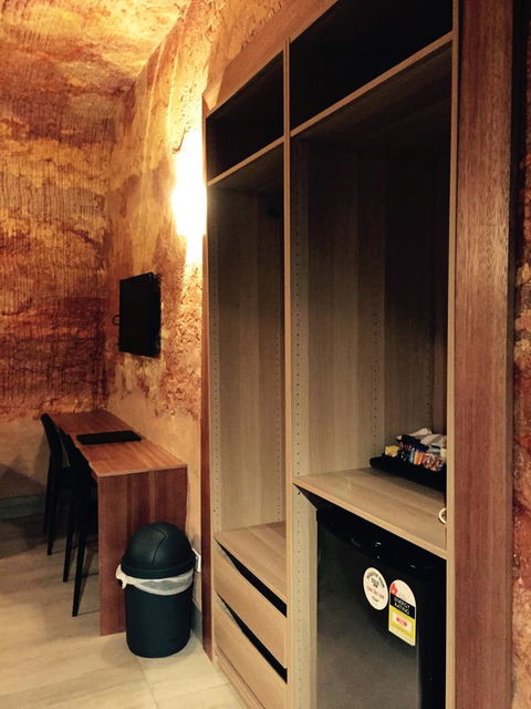 The Lookout Cave Underground Motel - Accommodation Kalgoorlie 36