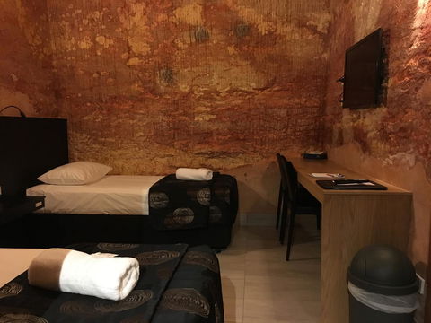 The Lookout Cave Underground Motel - Accommodation Kalgoorlie 12