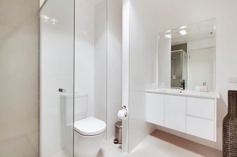 Light And Spacious, Stunning Views Of Adelaide - Accommodation Kalgoorlie 9
