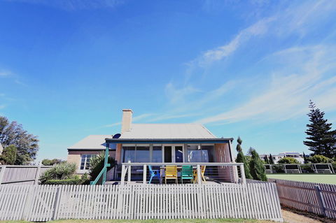 Caledonian Inn - Accommodation Kalgoorlie 4