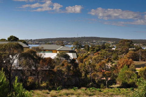 Baywatch - Accommodation Kalgoorlie 7
