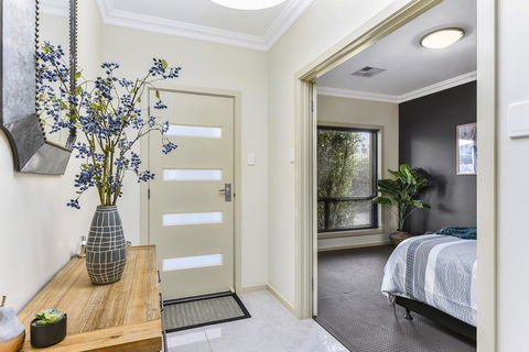 Accommodation On Lansell 2 - Accommodation Kalgoorlie 2