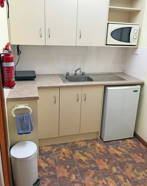 Lake Albert Motel - Accommodation Kalgoorlie 32
