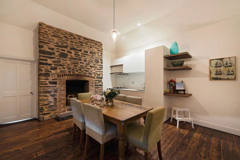 Jacobs Estate Cottage - Accommodation Kalgoorlie 5