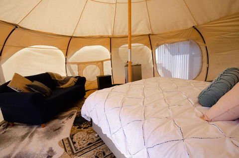 Bukirk Glamping & Fancy Coops - Accommodation Kalgoorlie 5