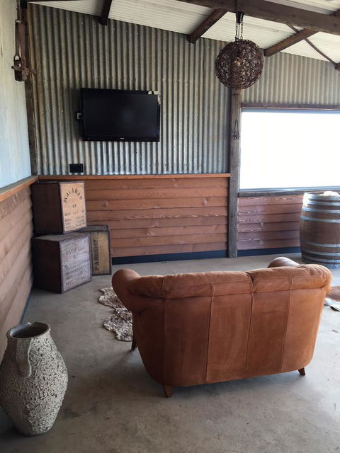 Bukirk Glamping & Fancy Coops - Accommodation Kalgoorlie 28