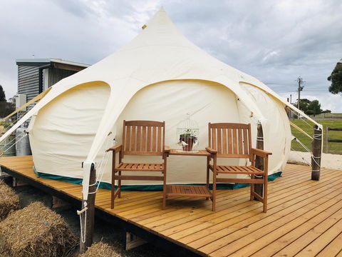 Bukirk Glamping & Fancy Coops - Accommodation Kalgoorlie 0
