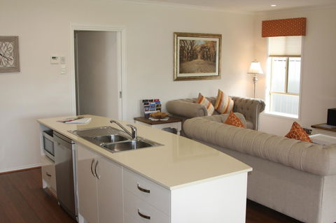 C And C Tanunda - Accommodation Kalgoorlie 12