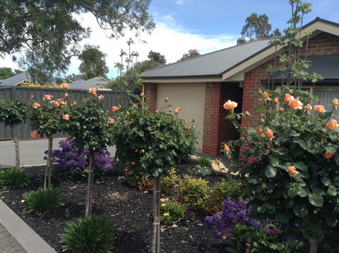 C And C Tanunda - Accommodation Kalgoorlie 1