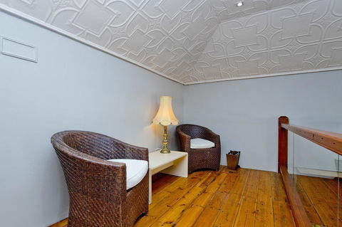 Druids Hall - Accommodation Kalgoorlie 3