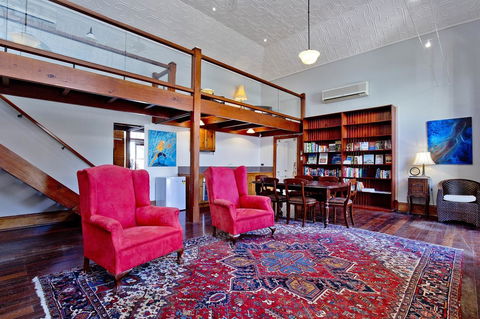 Druids Hall - Accommodation Kalgoorlie 1