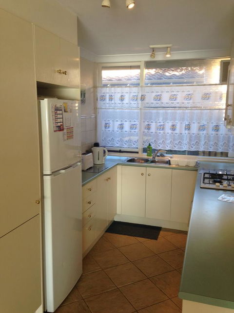 Lakeside - Accommodation Kalgoorlie 10