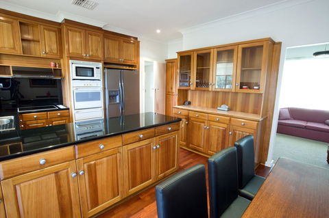 The Commodore - Accommodation Kalgoorlie 21