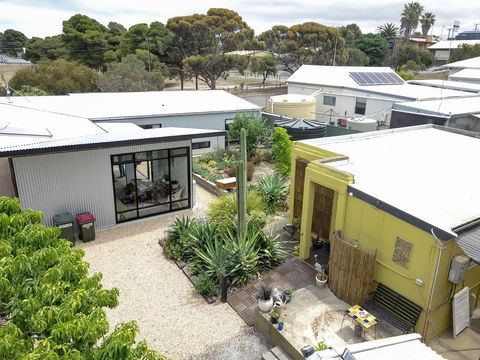 Sinclair Cottage - Accommodation Kalgoorlie 0