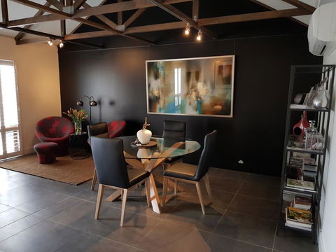 Irongate Studio B&B - Accommodation Kalgoorlie 0