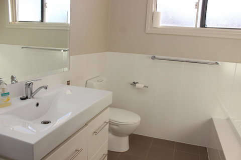 Waterfront On Osprey - Accommodation Kalgoorlie 24