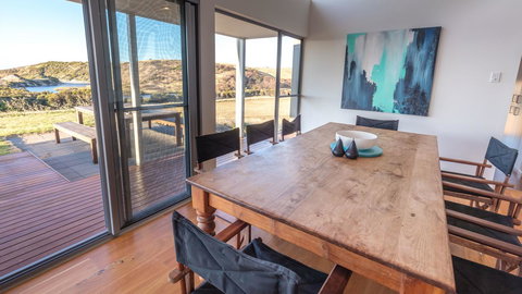 Middle River Beach House - East & West House - Accommodation Kalgoorlie 8