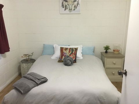 35 Trevena Road - Accommodation Kalgoorlie 4