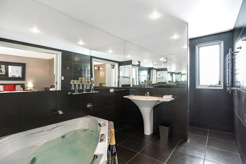 Esplanade Escape - Accommodation Kalgoorlie 7