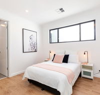 Brand new affordable luxury 3 bedroom 3 bathrooms house close to Adelaide city Chinatown beach Adelaide Airport - Accommodation Kalgoorlie