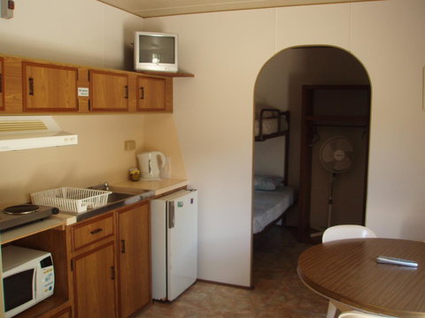 Lakeside Tourist Park - Accommodation Kalgoorlie 16
