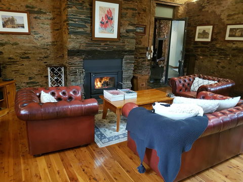 William Hunt's Retreat - Cypress Studio - Accommodation Kalgoorlie 7