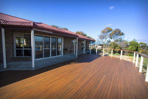 Limestone Ridge - Accommodation Kalgoorlie 0
