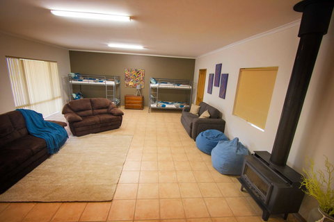 Limestone Ridge - Accommodation Kalgoorlie 12