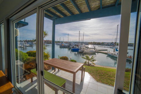 Marina Reflections - Accommodation Kalgoorlie 7