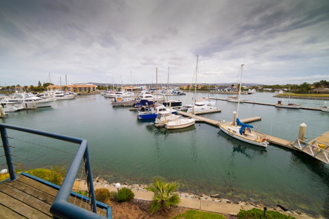 Marina Reflections - Accommodation Kalgoorlie 9