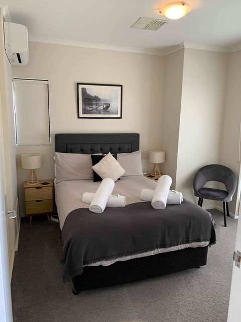 Holdfast Shores Apartments - Accommodation Kalgoorlie 2