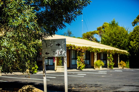 Country Roads Motor Inn Naracoorte - Accommodation Kalgoorlie 20