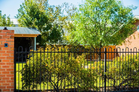 Country Roads Motor Inn Naracoorte - Accommodation Kalgoorlie 44