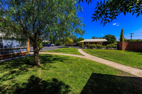 Country Roads Motor Inn Naracoorte - Accommodation Kalgoorlie 39
