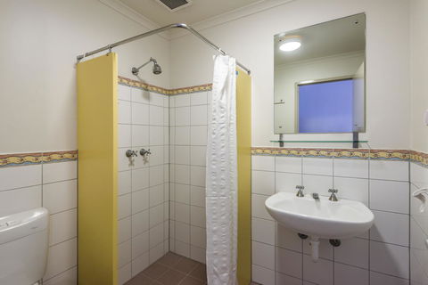 YHA Adelaide Central - Accommodation Kalgoorlie 40