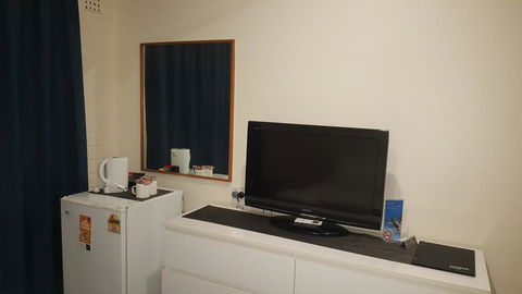 Lockleys Hotel - Accommodation Kalgoorlie 8