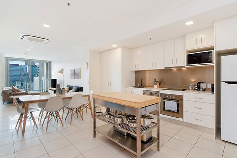 Stylish And Comfortable, Views Over Gouger St! - Accommodation Kalgoorlie 5