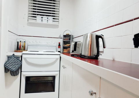 Court House - Studio - Accommodation Kalgoorlie 2