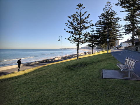 Glenelg 3 Bedroom Apartment - Accommodation Kalgoorlie 37