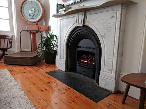 Glenelg 3 Bedroom Apartment - Accommodation Kalgoorlie 9