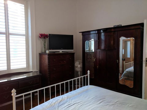 Glenelg 3 Bedroom Apartment - Accommodation Kalgoorlie 18