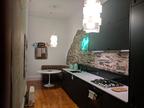 Glenelg 3 Bedroom Apartment - Accommodation Kalgoorlie 14