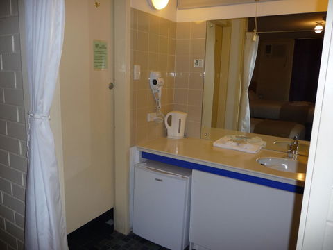 The Wine Vine Hotel - Accommodation Kalgoorlie 1