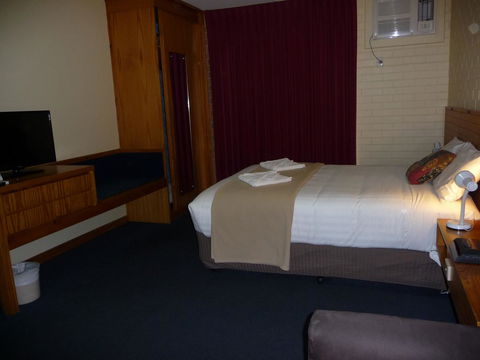 The Wine Vine Hotel - Accommodation Kalgoorlie 4